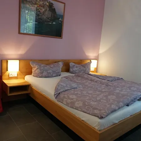 - Ristorante La Grotta Speyer