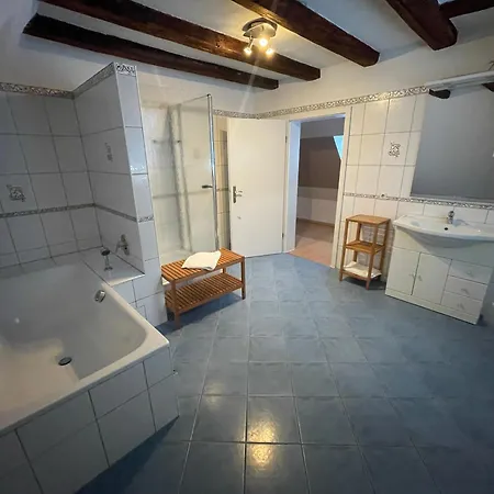 Privatunterkunft - Ristorante La Grotta *