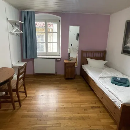 Privatunterkunft - Ristorante La Grotta