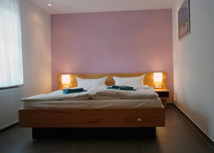 - Ristorante La Grotta שפייר