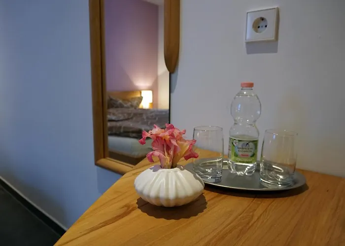 בית אירוח - Ristorante La Grotta *