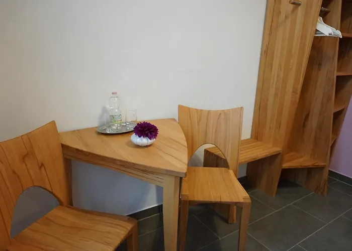 - Ristorante La Grotta בית אירוח *