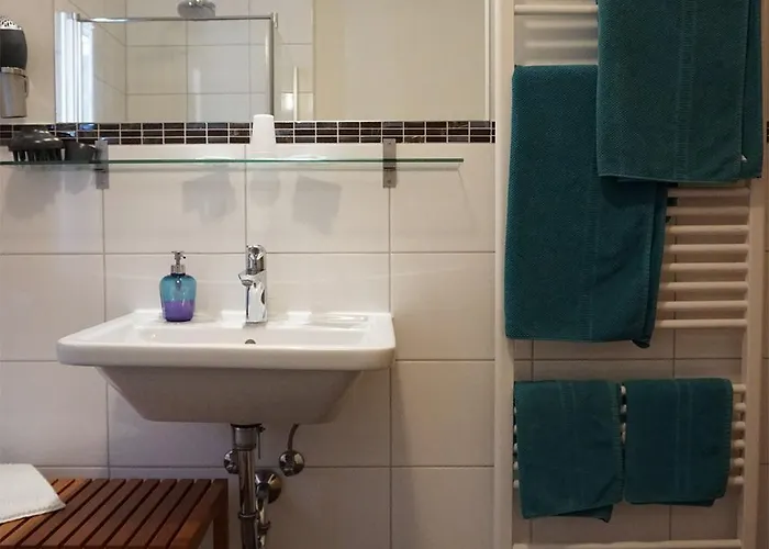 - Ristorante La Grotta