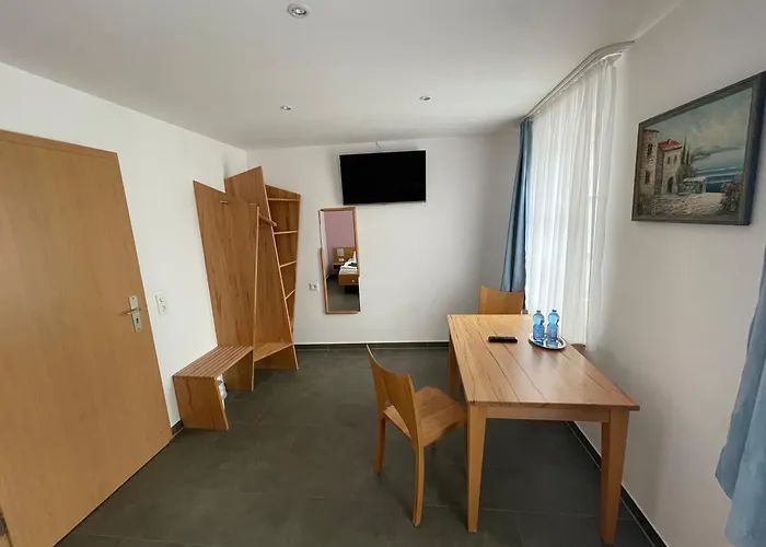 בית אירוח - Ristorante La Grotta שפייר